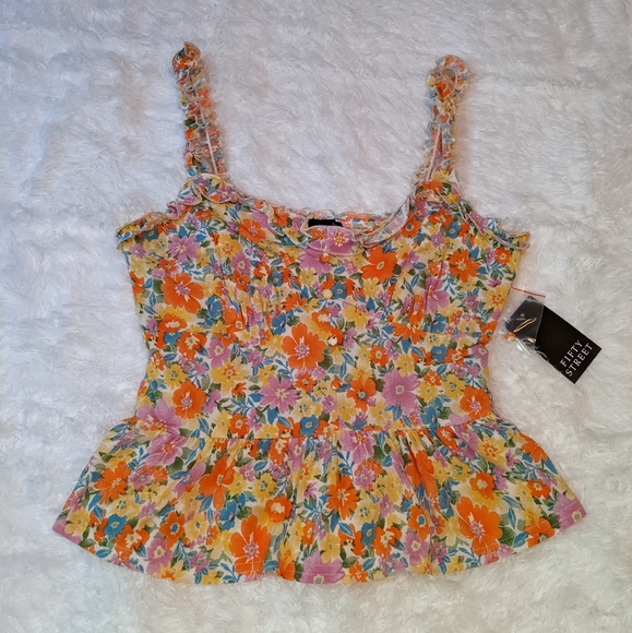 Fifty street Tops - Nwt Fifty street multi color floral print sleeveless top